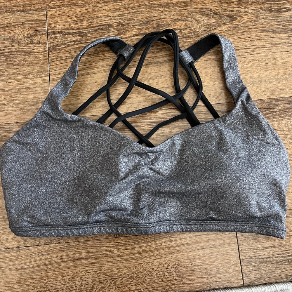 Lululemon sports bra